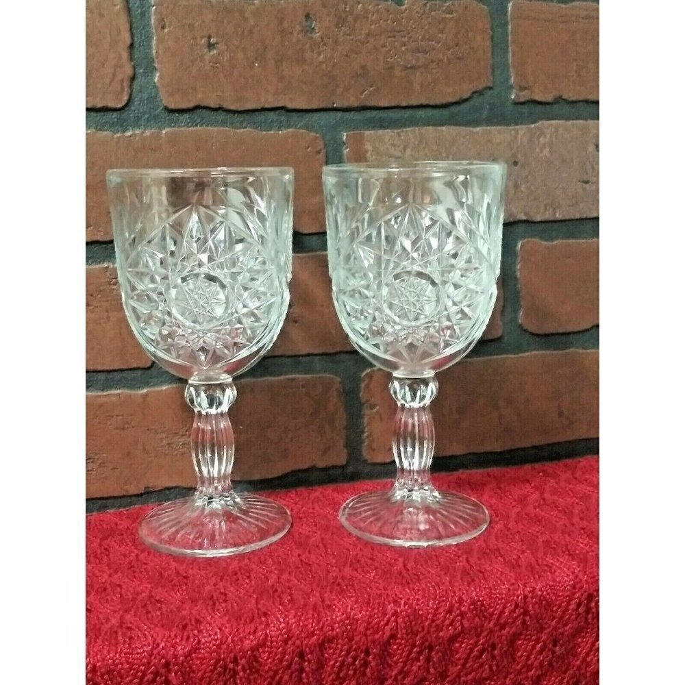 2 Vintage Crystal Water Goblets Etched Stars ?ABP American Brilliant Pattern EUC